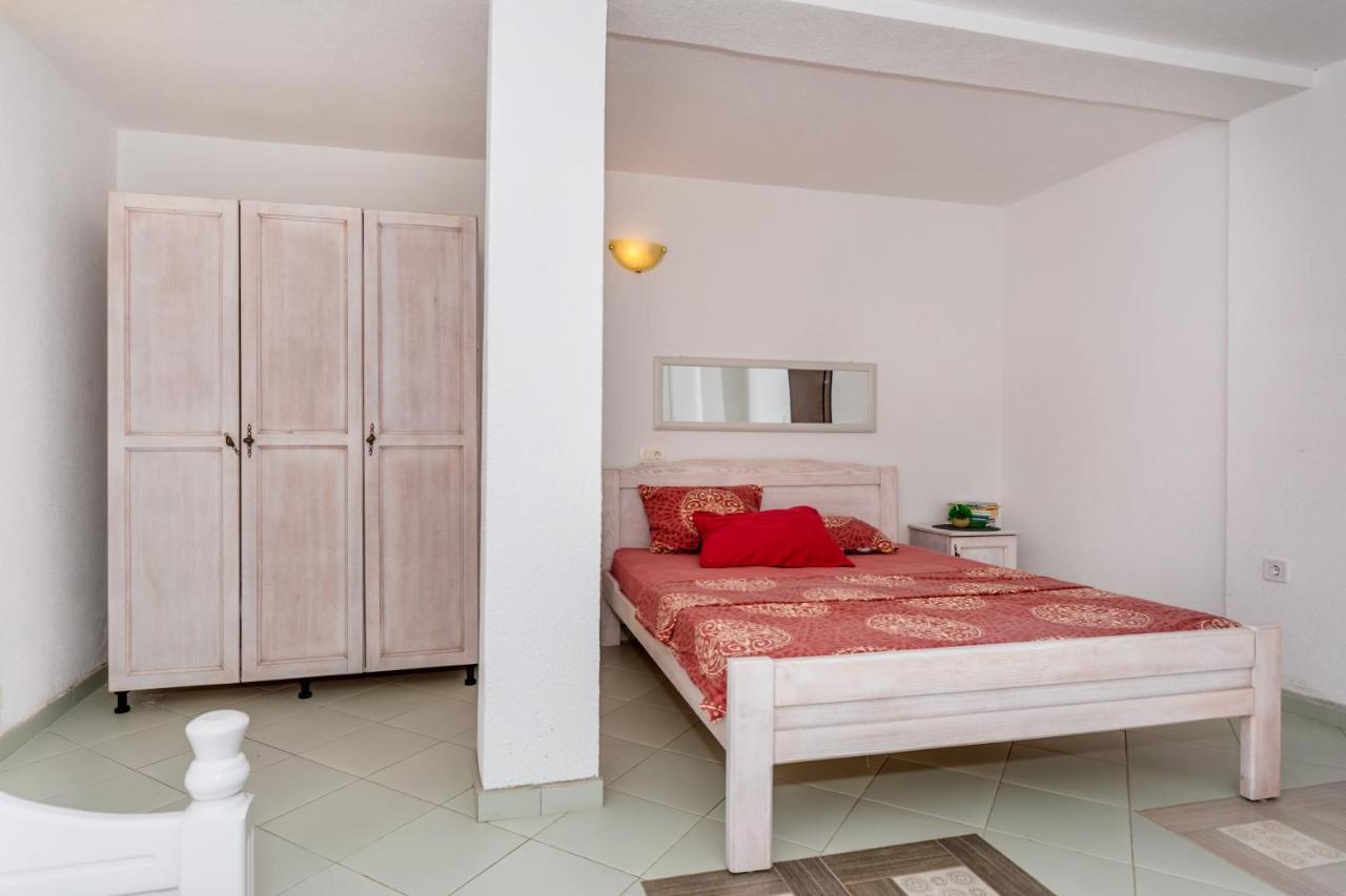 Apartmani Lira Sutomore Dış mekan fotoğraf