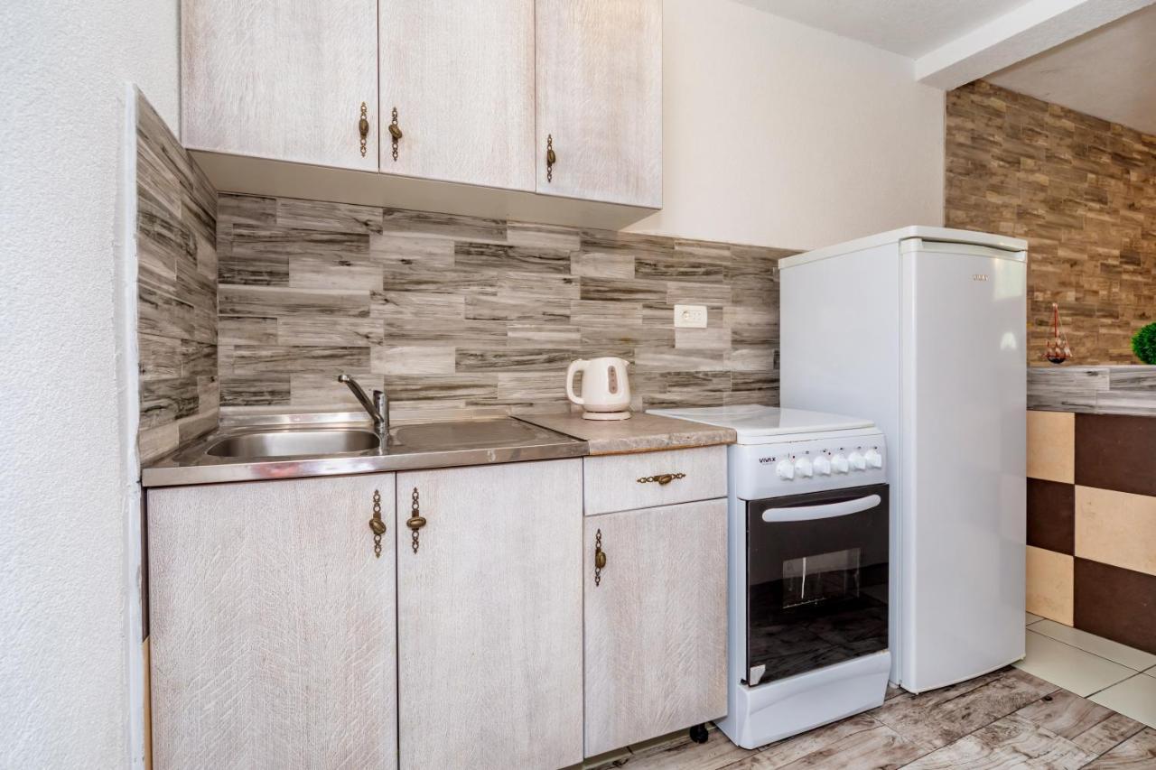 Apartmani Lira Sutomore Dış mekan fotoğraf