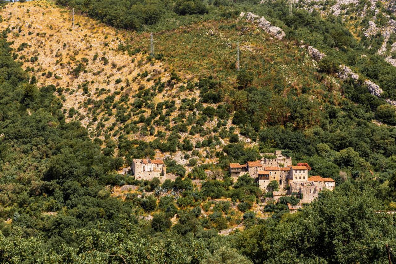 Apartmani Lira Sutomore Dış mekan fotoğraf