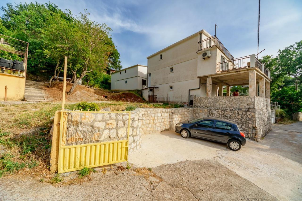 Apartmani Lira Sutomore Dış mekan fotoğraf